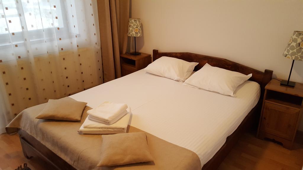 Floarea Soarelui Hotel Cheia  Bagian luar foto